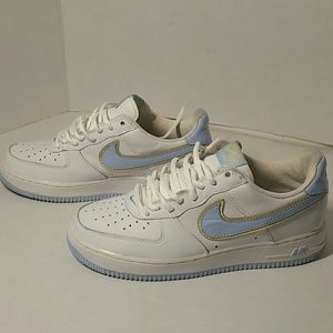 Nike Air Force 1